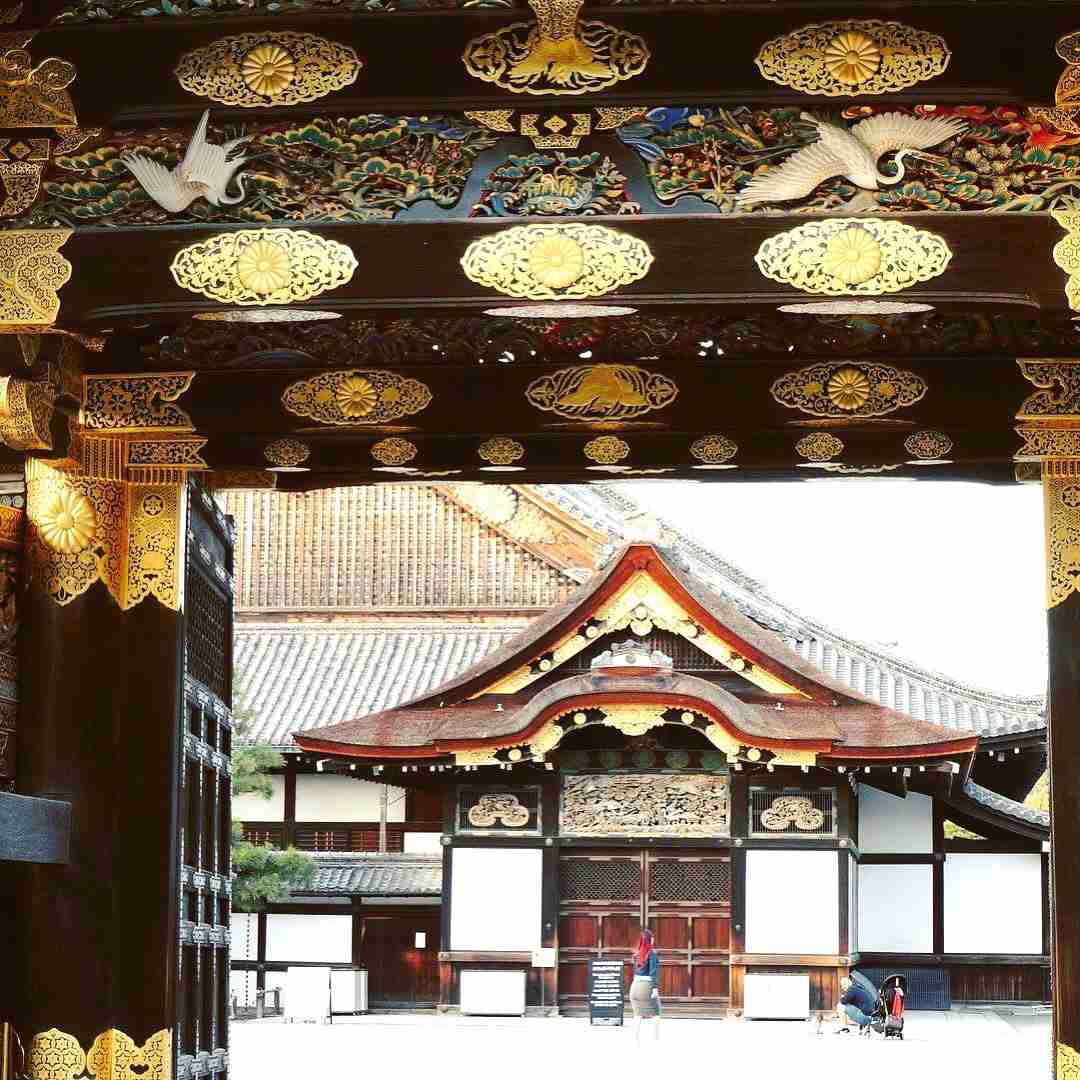 スマホに入ってる旅先の写真見せてください