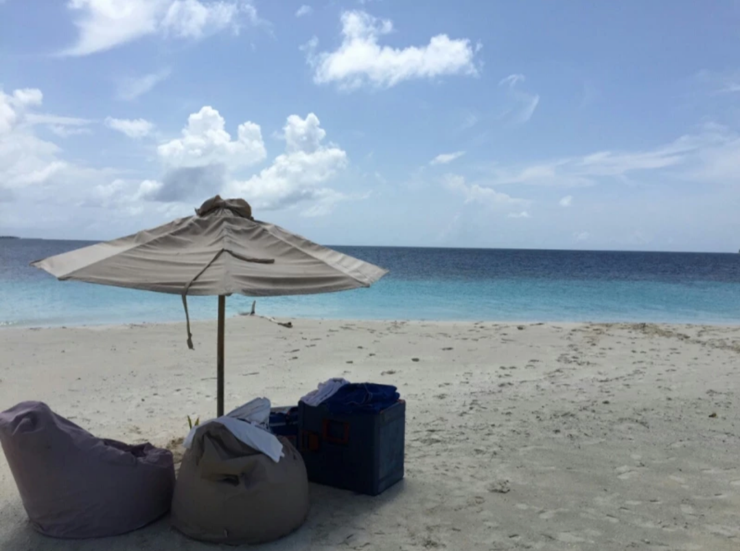 スマホに入ってる旅先の写真見せてください