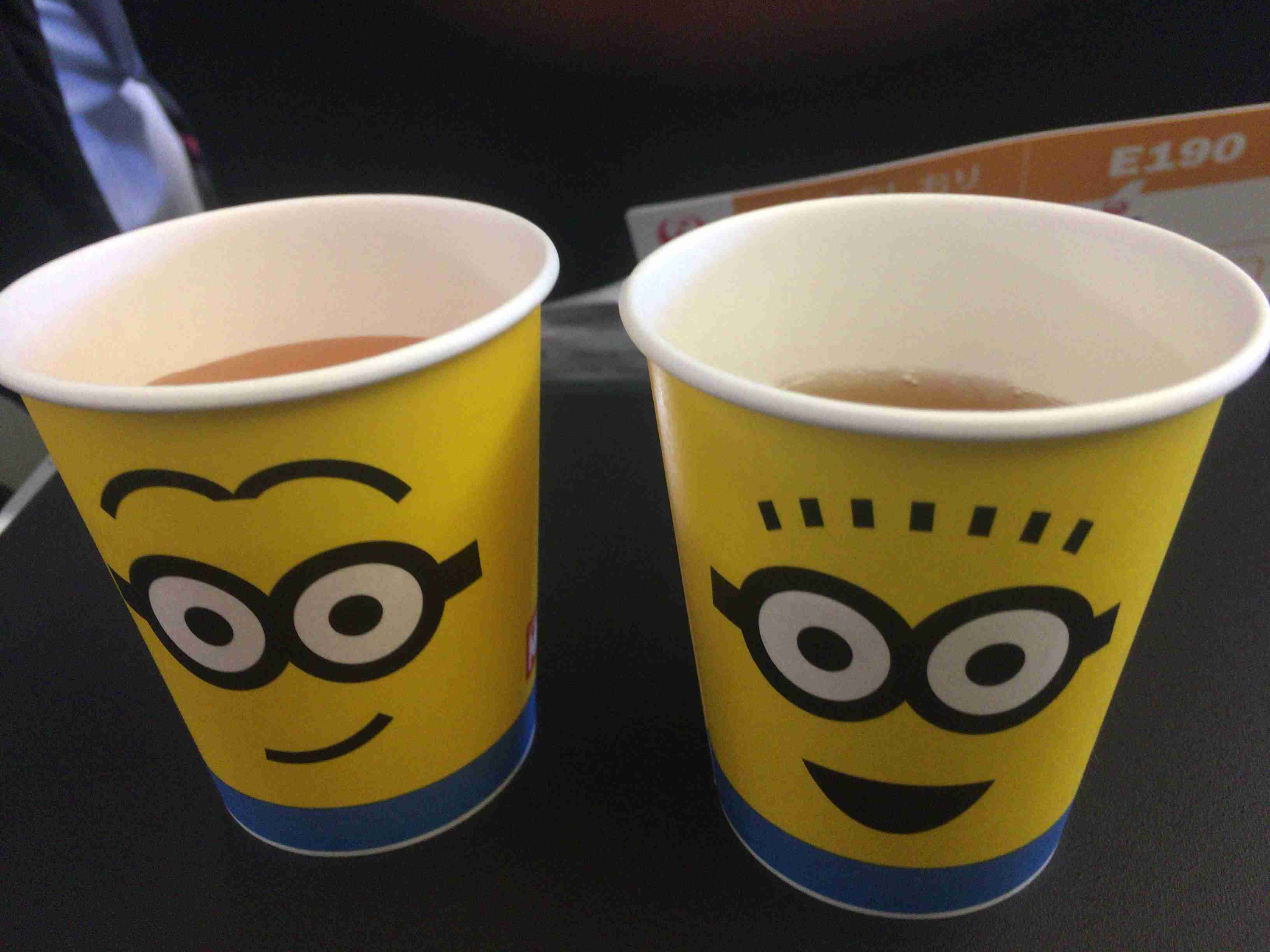 スマホに入ってる旅先の写真見せてください