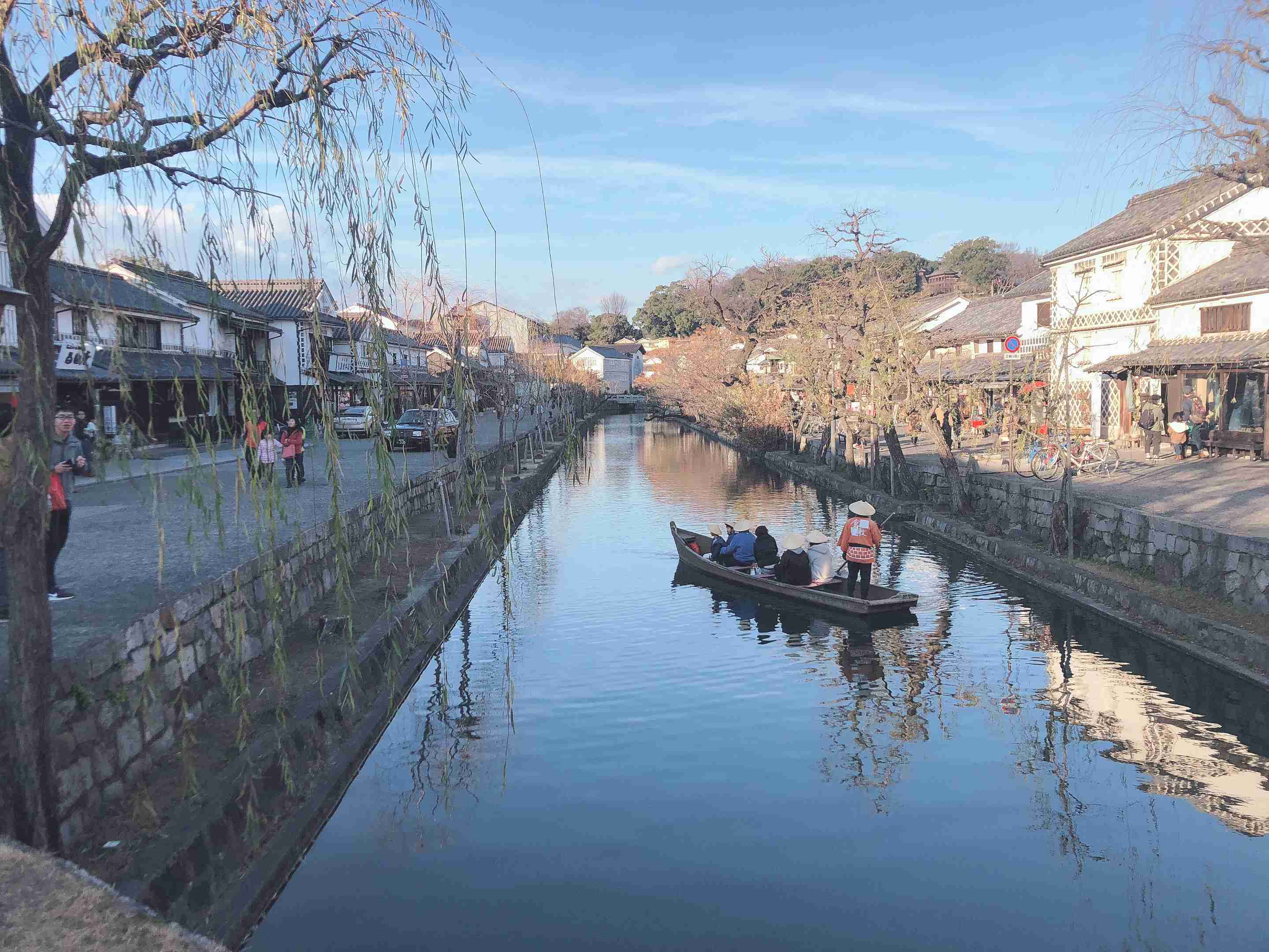 スマホに入ってる旅先の写真見せてください