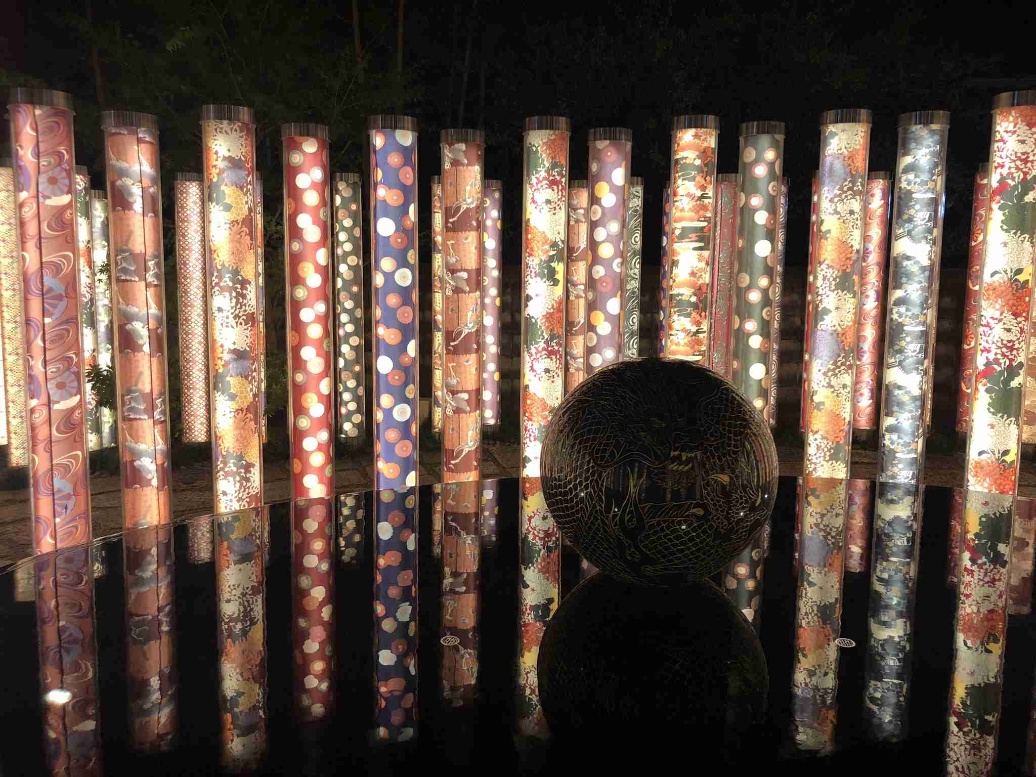 スマホに入ってる旅先の写真見せてください