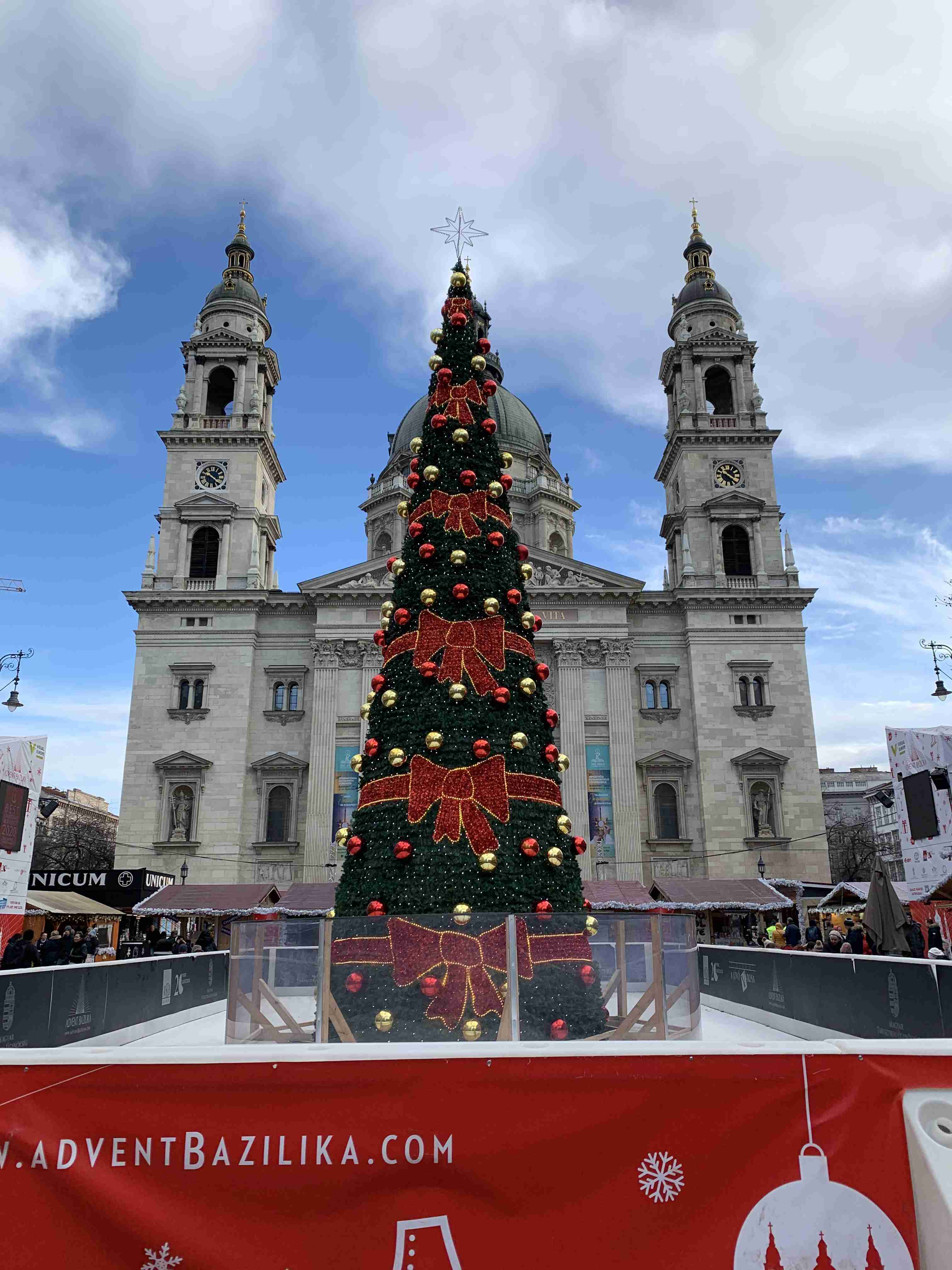 スマホに入ってる旅先の写真見せてください