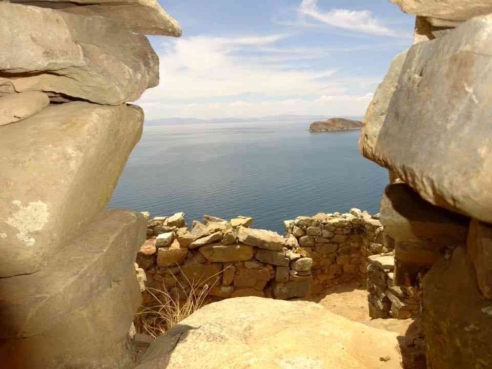 スマホに入ってる旅先の写真見せてください