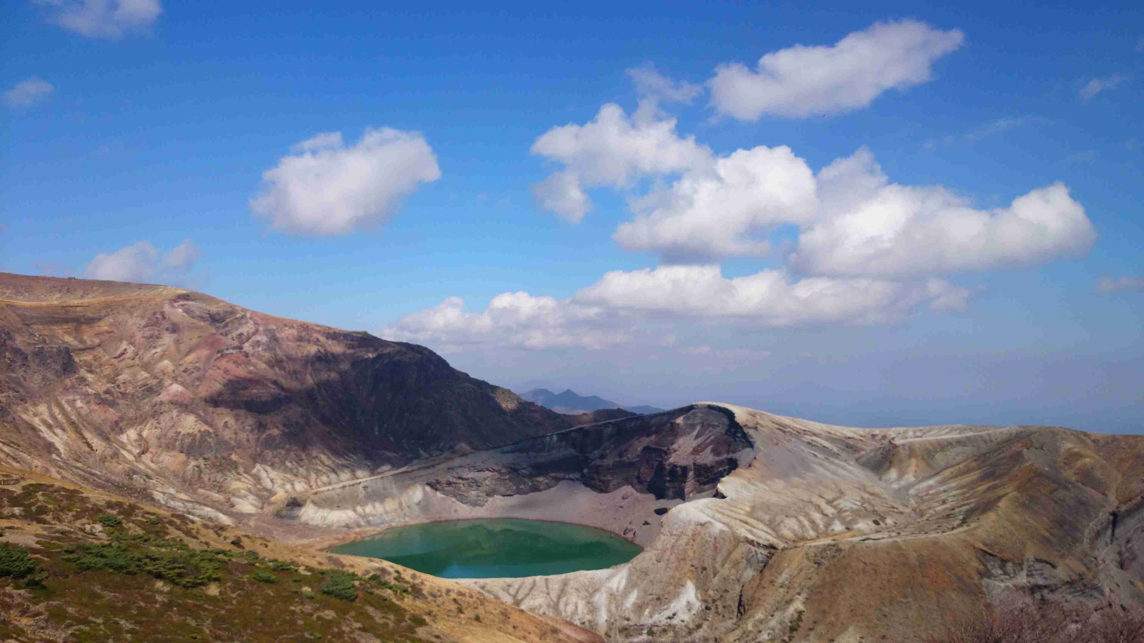 スマホに入ってる旅先の写真見せてください