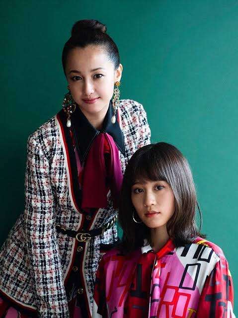 女優の舞台挨拶衣装を貼るトピPart3