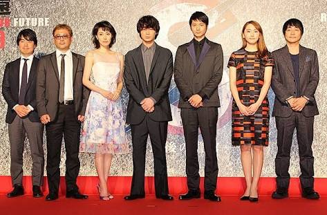 女優の舞台挨拶衣装を貼るトピPart3