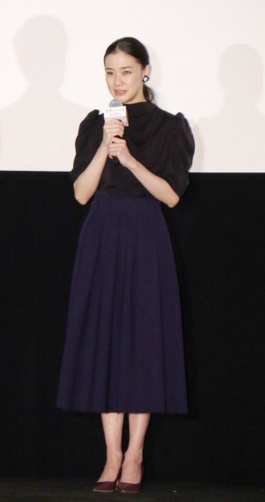 女優の舞台挨拶衣装を貼るトピPart3