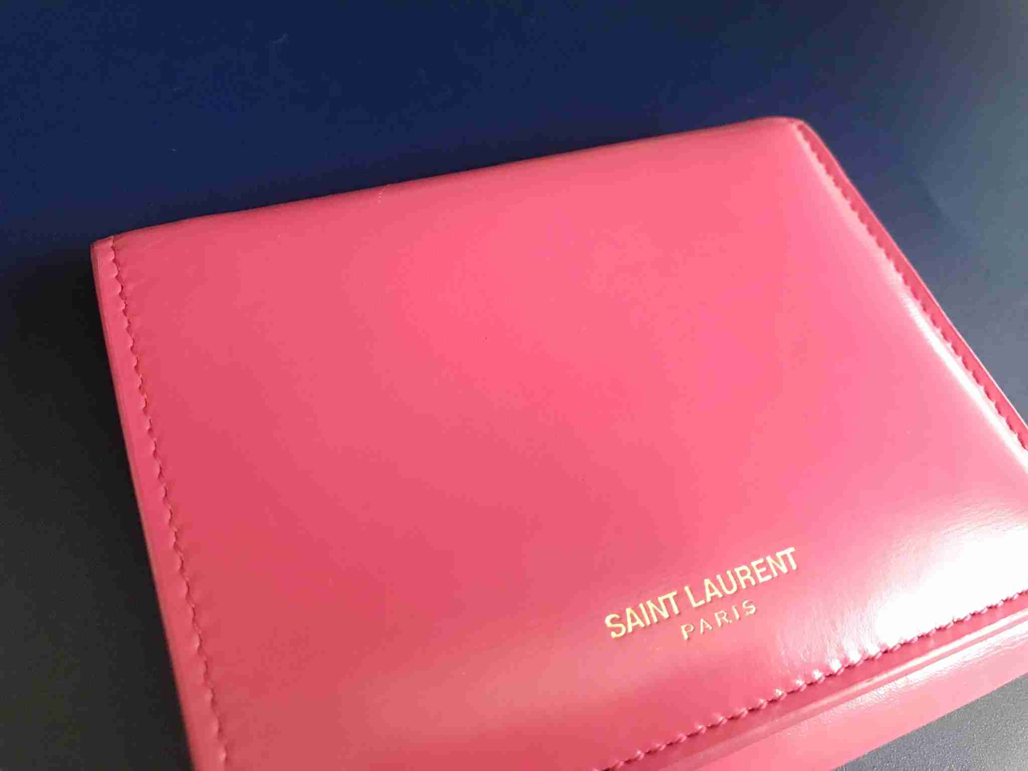 おすすめの二つ折り財布教えて下さい!👛