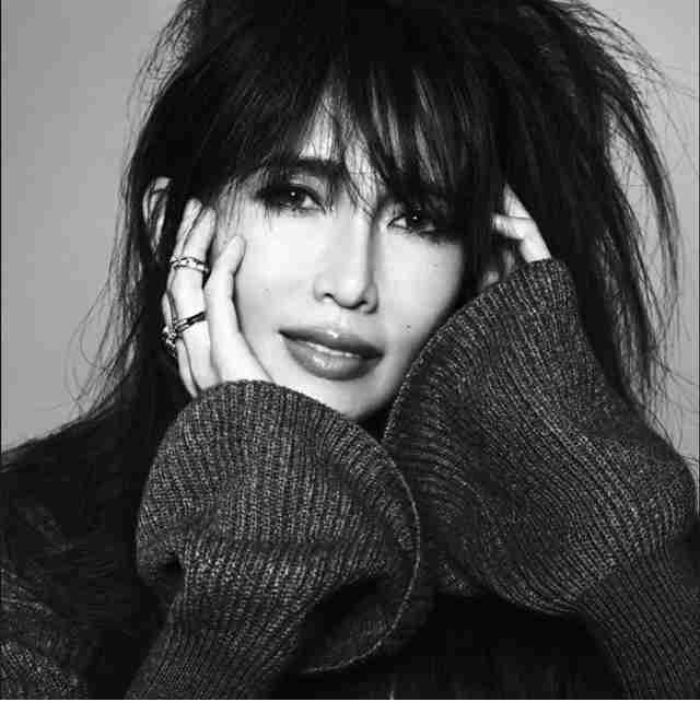 KABA.ちゃん、太ももあらわの抜群スタイル公開「ほっそー！」「工藤静香さんかと」