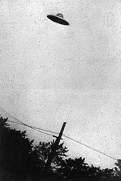 UFOの画像を集めよう