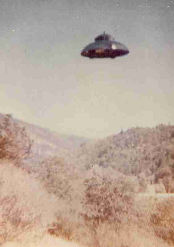 UFOの画像を集めよう