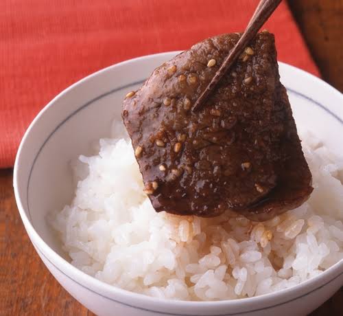 ご飯とおかず「口内で合体」やめて!…妻の訴えに賛否 テレビ紹介で「口内丼」論争盛り上がる