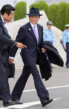 菅官房長官　総裁選への出馬意向を二階氏らに伝える
