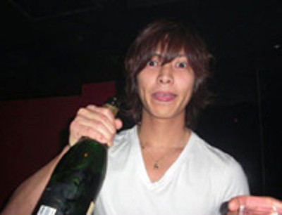 山下智久、一定期間の芸能活動自粛を発表 亀梨和也は厳重注意