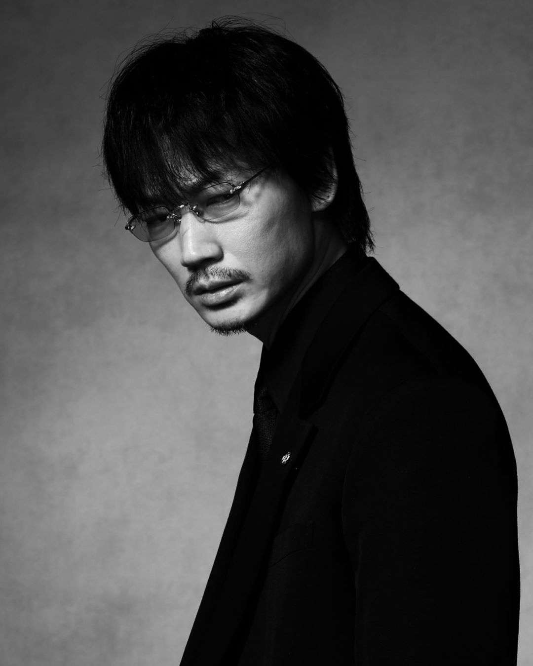 綾野剛が撮った菅田将暉が宣材写真に　「2人の関係だからこそ撮れる写真」とファン賛辞