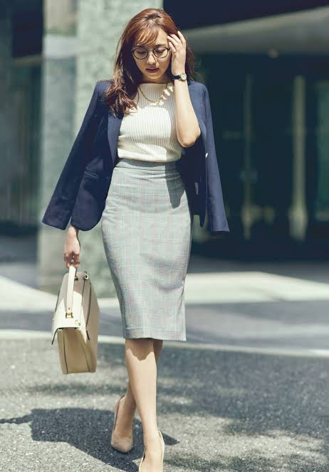 骨格タイプに合った服を着ている芸能人の画像ください