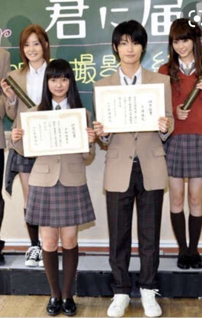 骨格タイプに合った服を着ている芸能人の画像ください