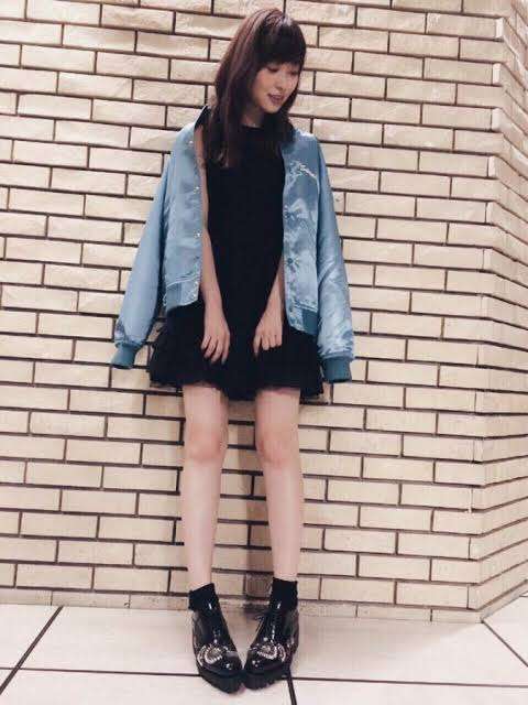骨格タイプに合った服を着ている芸能人の画像ください