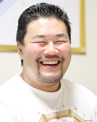 顔が怖い人