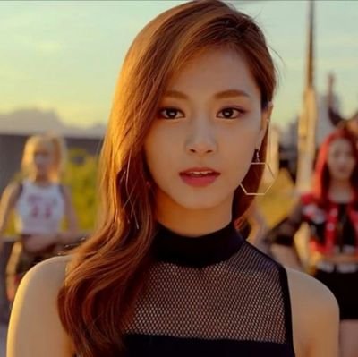 NiziU『THE MUSIC DAY』でTV初歌唱へ MV1億再生突破「メキハピ」披露