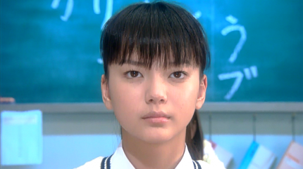 女優のポニーテール、ひとつ結び
