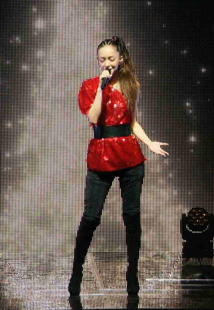 女優のポニーテール、ひとつ結び