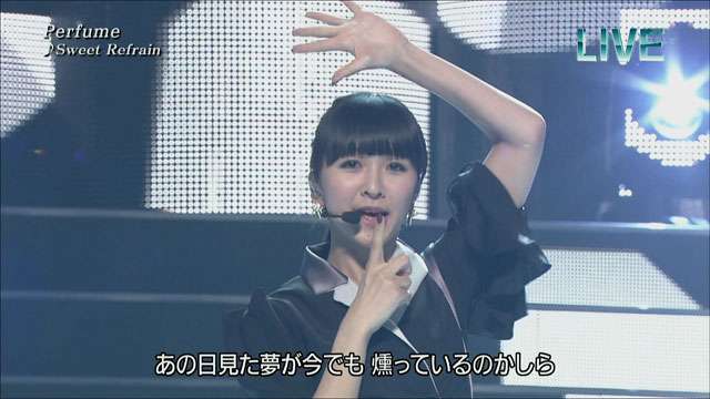 女優のポニーテール、ひとつ結び