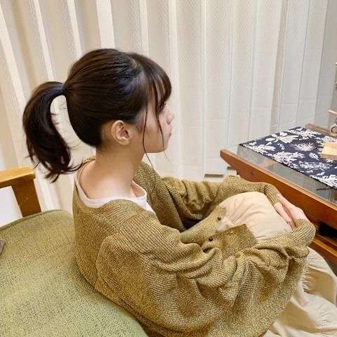 女優のポニーテール、ひとつ結び