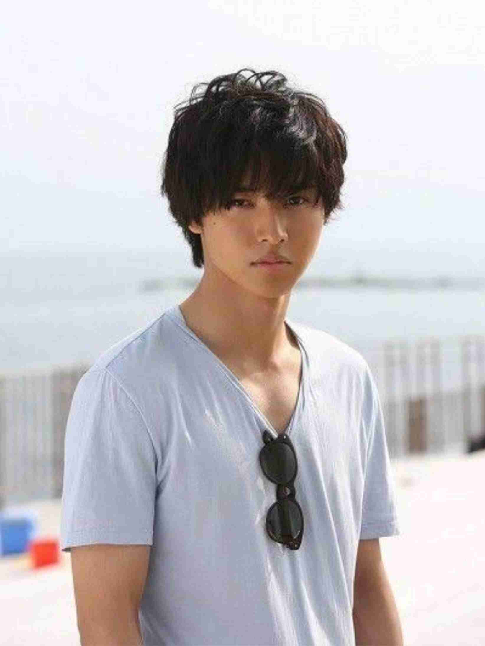 ある作品の俳優を貼ってどの作品か当てるトピ