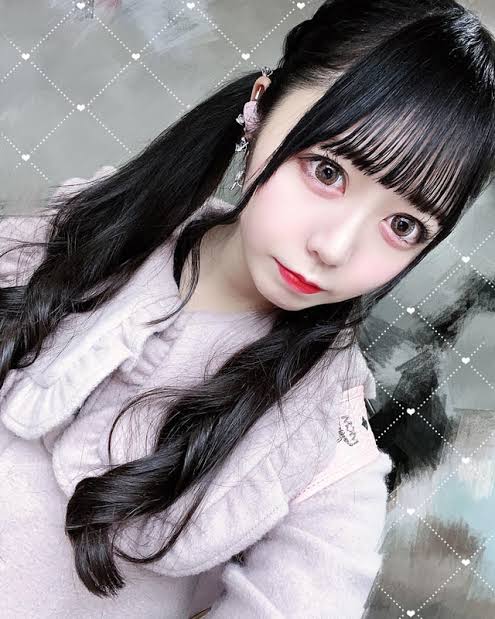 本田翼、話題の“地雷メイク”披露 ハンサム風にアレンジ