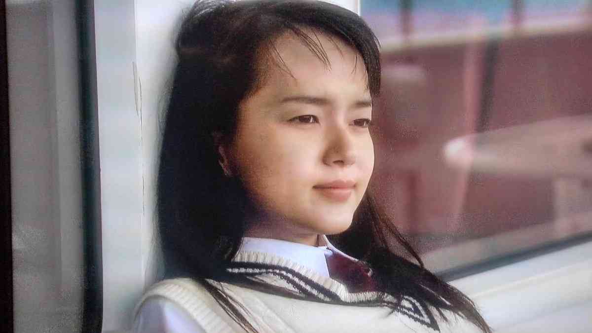 一重・奥二重・二重の芸能人をランダムに貼っていくトピ