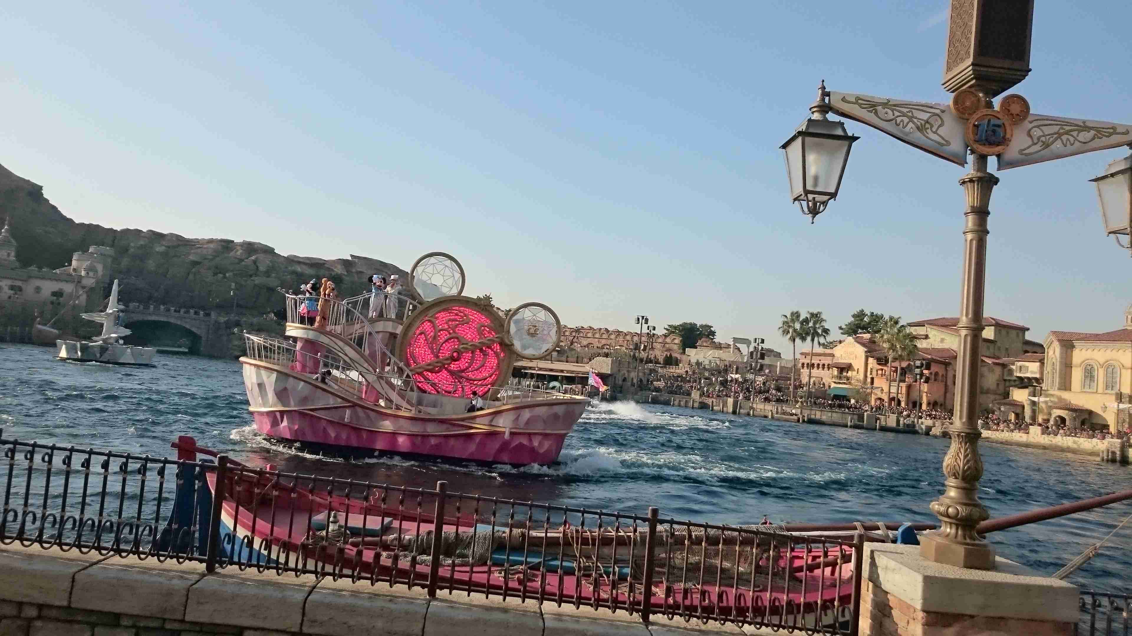 皆さんが撮ったディズニーランド&シーの写真を見せてください