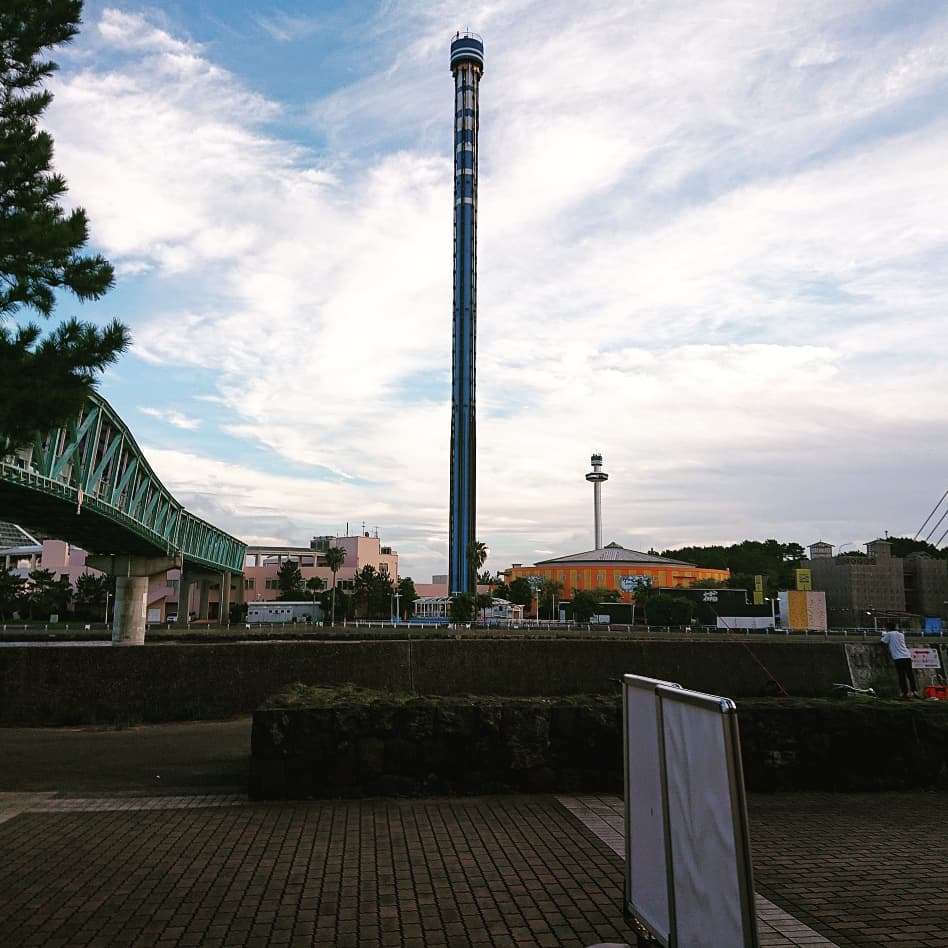 遊園地のアトラクションの情報交換