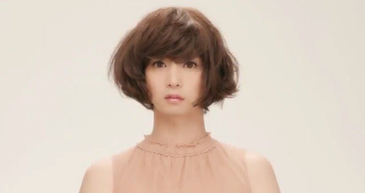 女装している男性芸能人が見たい