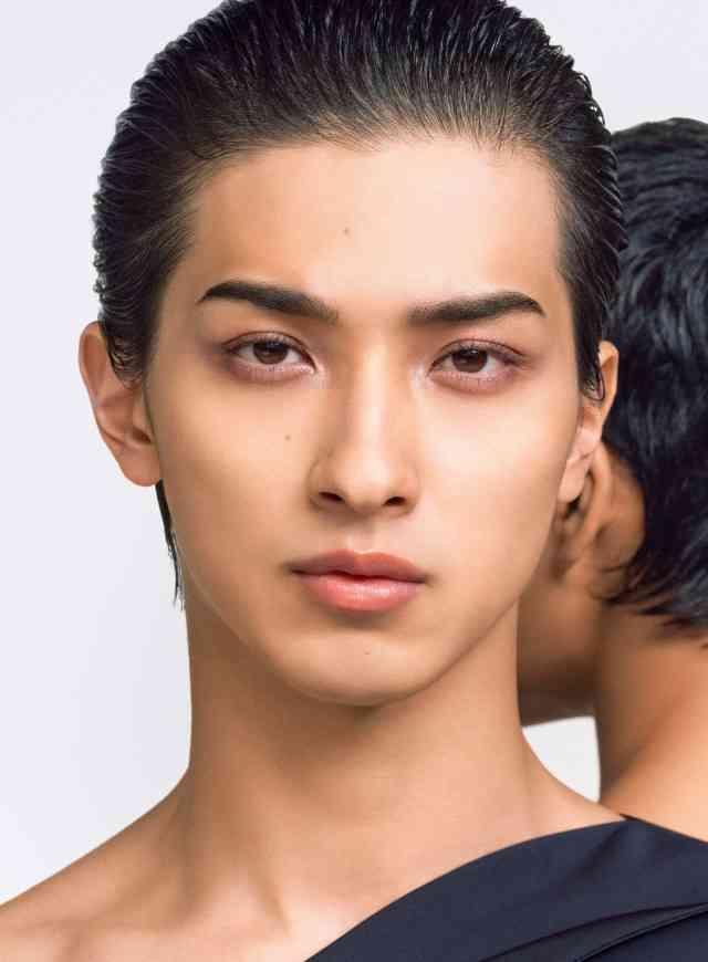女装している男性芸能人が見たい