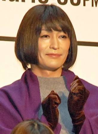 女装している男性芸能人が見たい
