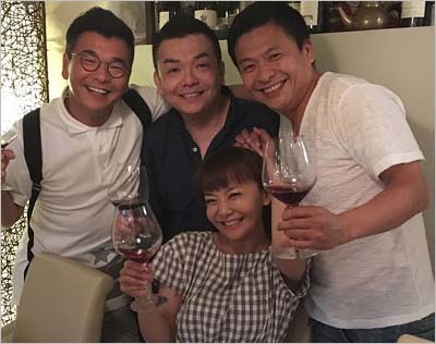 華原朋美、YouTube開設も「生気がない表情」に心配の声……救急搬送後の「10年前と同じような状態」とマスコミ騒然
