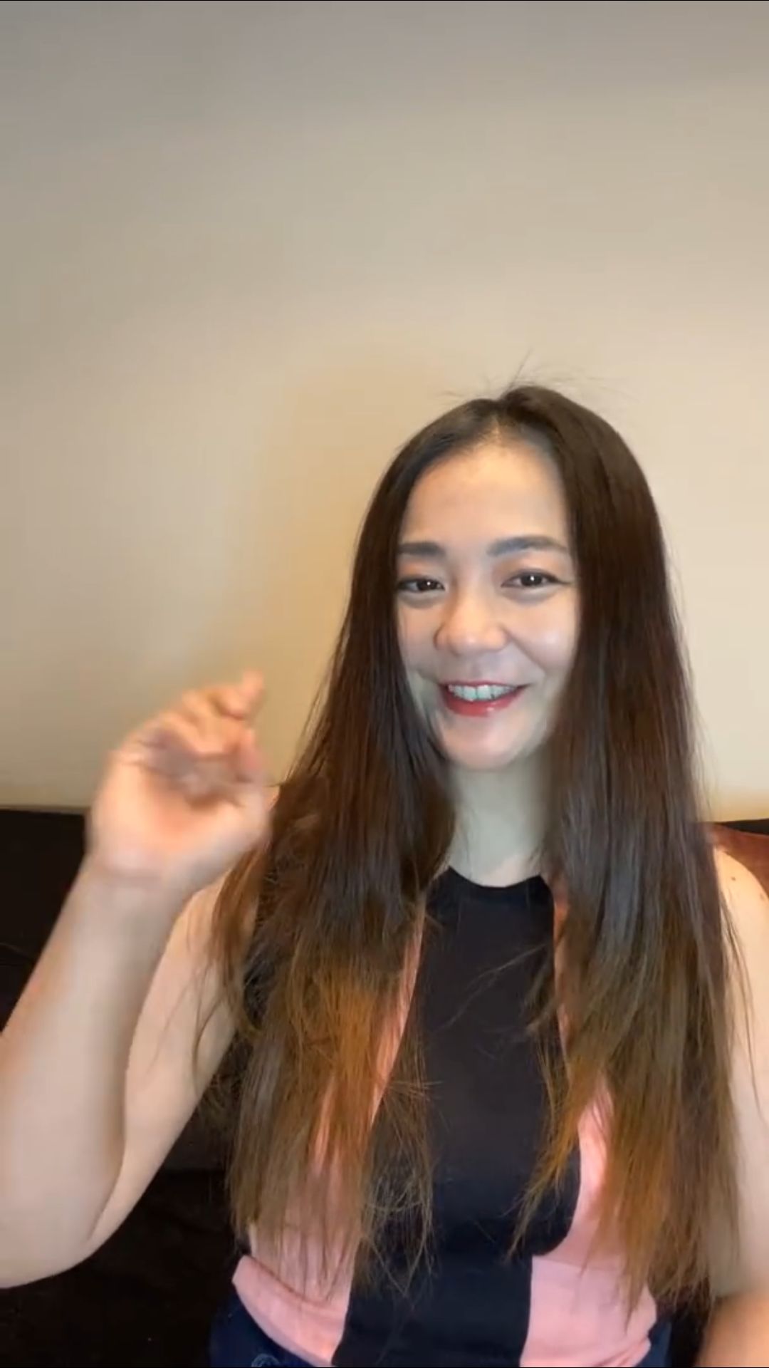 華原朋美、YouTube開設も「生気がない表情」に心配の声……救急搬送後の「10年前と同じような状態」とマスコミ騒然