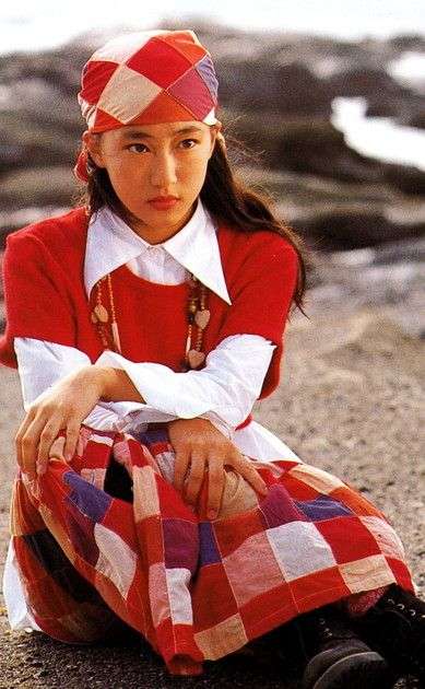 有名人・芸能人のファッション真似したことありますか?