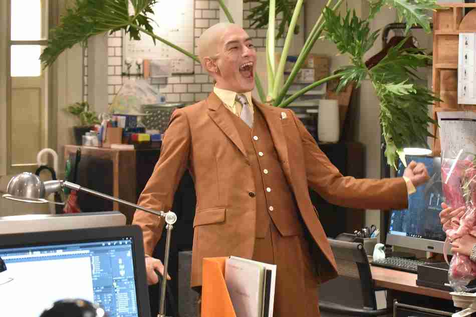 なんだかよくわからんポーズを撮ってるイケメンが見たい