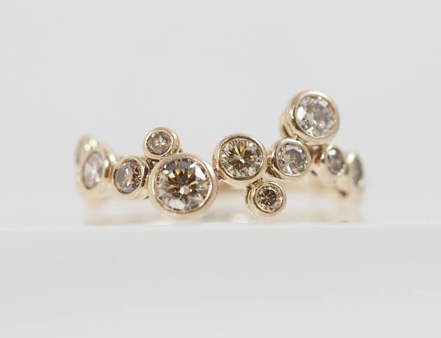 コロナの中、自分へのご褒美にハイブランドの指輪。