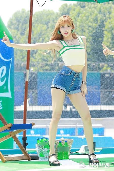 骨格が分かりやすい画像見せて!