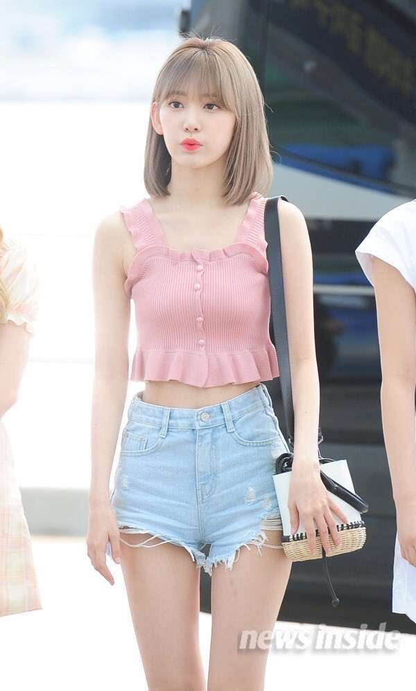 骨格が分かりやすい画像見せて！