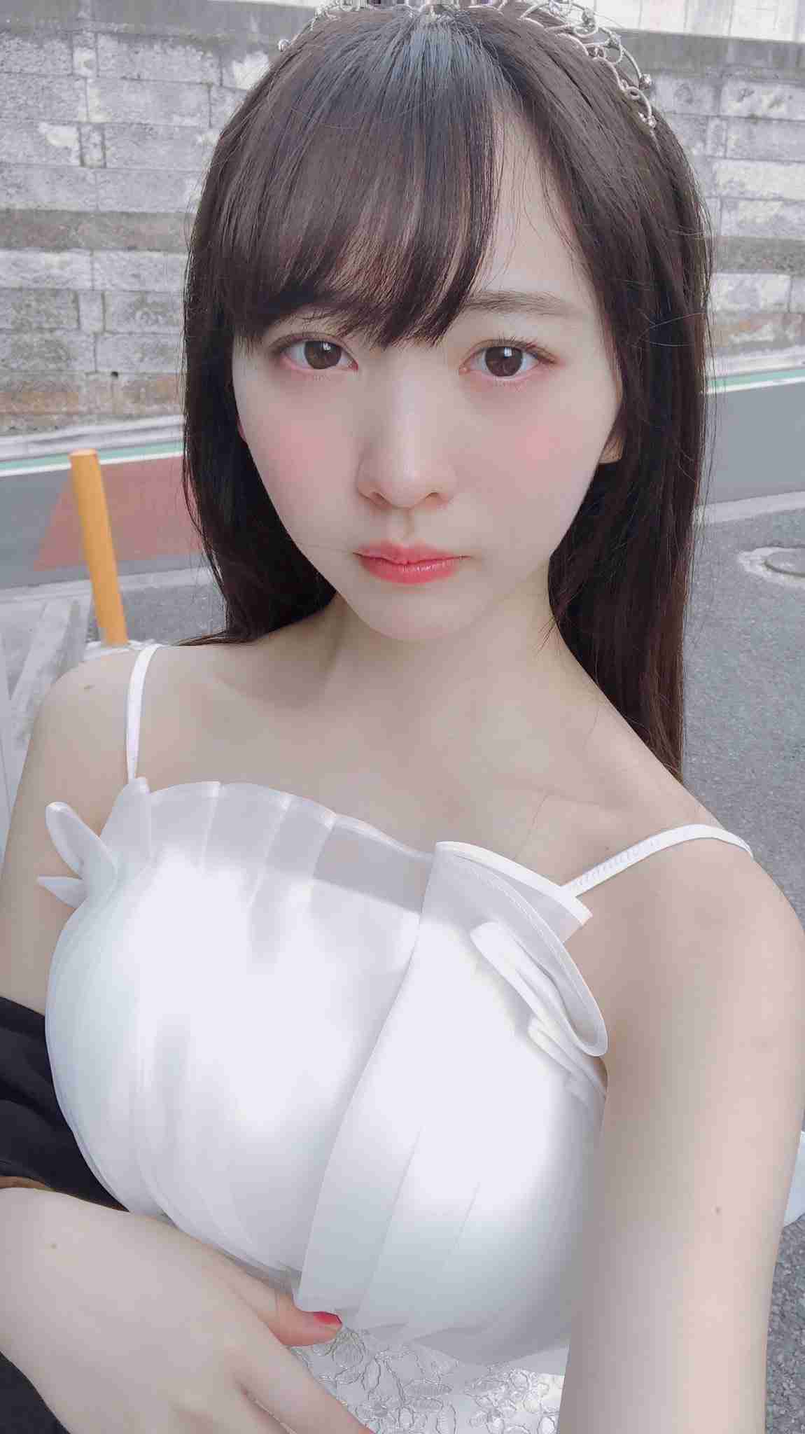 《熱愛撮》再生68億回の人気ユーチューバー「東海オンエア」メンバーがカリスマ元JKと腕組みデート