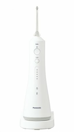 口腔洗浄器つかってる人