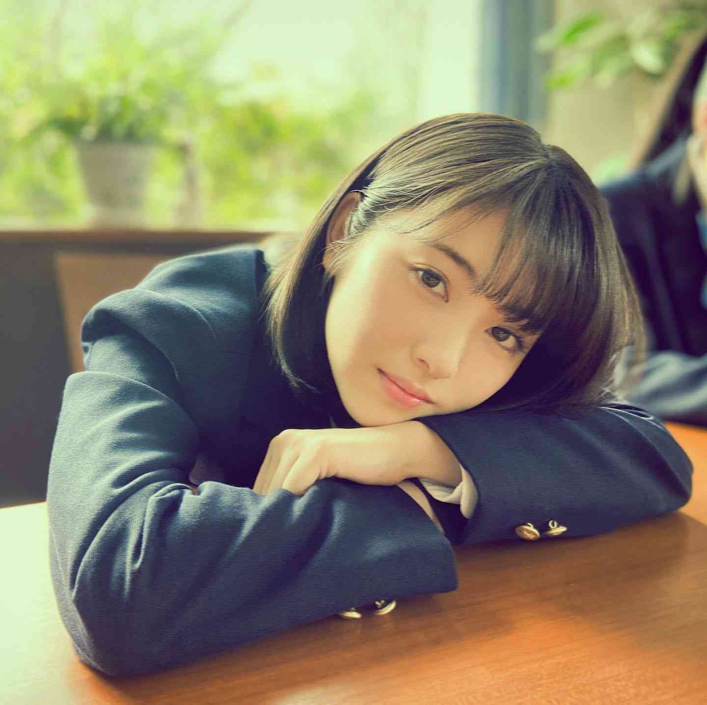 セーラー服姿が似合っている（似合っていた頃の）芸能人の画像を貼るトピ