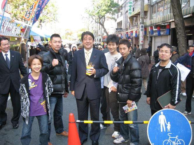 安倍内閣が総辞職　通算3188日、歴代最長