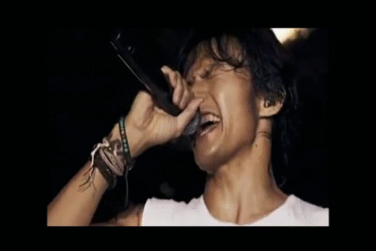 B'z、5週連続無観客配信ライブ 5つの時代に分けて演目・演出総入れ替え