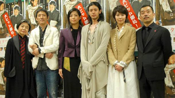 親子共演、きょうだい共演、夫婦共演している映画やドラマを教えてください。