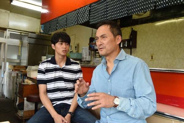 親子共演、きょうだい共演、夫婦共演している映画やドラマを教えてください。